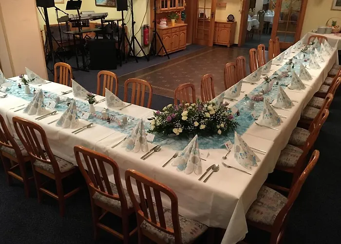 高登湖畔酒店 3*